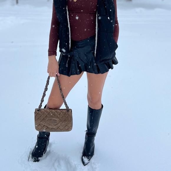 Thank you for checking out my closet - Picture 6 of 11